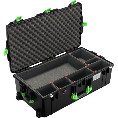 Pelican Cases - 1615LAB - Lime -  Internal dimensions: 752 x 394 x 238 mm.