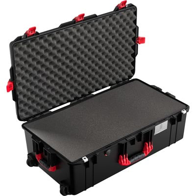 Pelican Cases - 1615LAB - Red -  Internal dimensions: 752 x 394 x 238 mm.