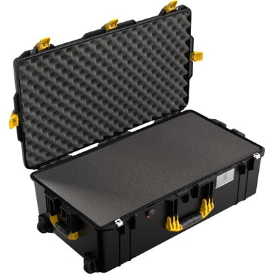 Pelican Cases - 1615LAB - Yellow -  Internal dimensions: 752 x 394 x 238 mm.