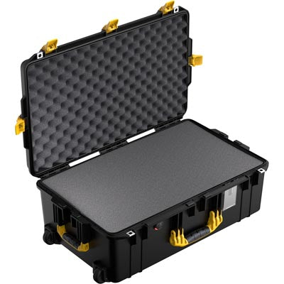 Pelican Cases - 1595LAB - Yellow -  Internal dimensions: 650 x 382 x 229 mm.