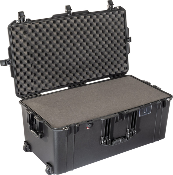 1646AIR-B-WF - Pelican Cases - 1646 Air Case - Internal dimensions: 814 x 403 x 341 mm.