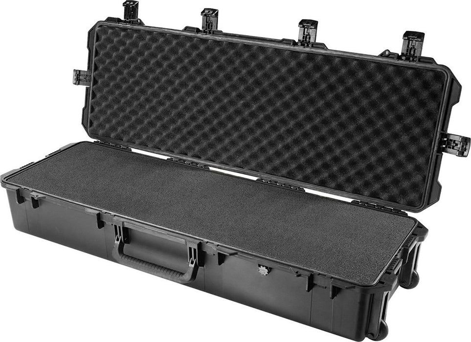 Pelican Cases - iM3220 Storm Case - Internal Dimensions: 1118 x 356 x 216 mm.