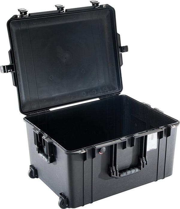 Pelican Cases - 1637 Air Case - Internal dimensions: 595 x 446 x 337 mm.