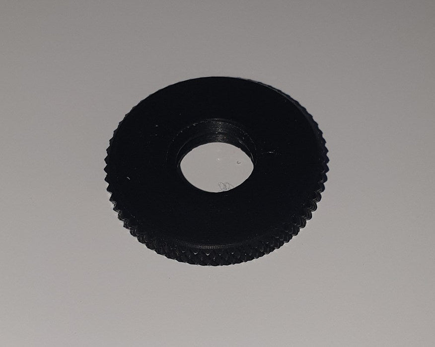 03-31-556-35 - K&M - 03-31-556-35 - Aluminum knurled threaded disc [black] for end of mic and booms - 5/8".