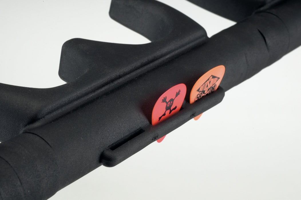 17515-016-00 - K&M - 17515-016-00 - Guitar Stand " Guardian" For 5 Guitars. - Black and Translucent.