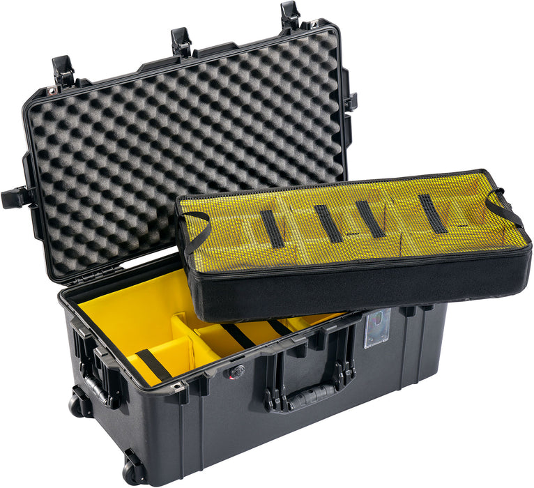 Pelican Cases - 1626 Air Case - Internal dimensions: 715 x 358 x 298 mm.