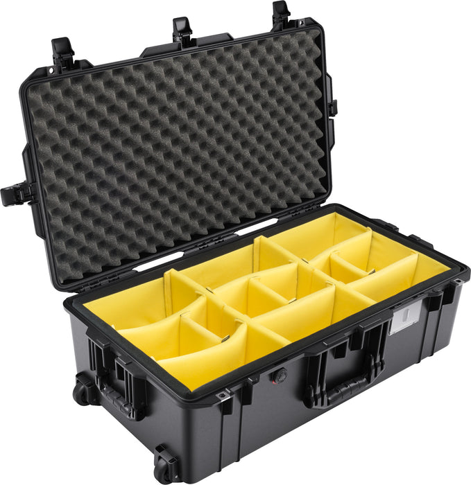 Pelican Cases - 1615 Air Case - Internal dimensions: 752 x 394 x 238 mm.