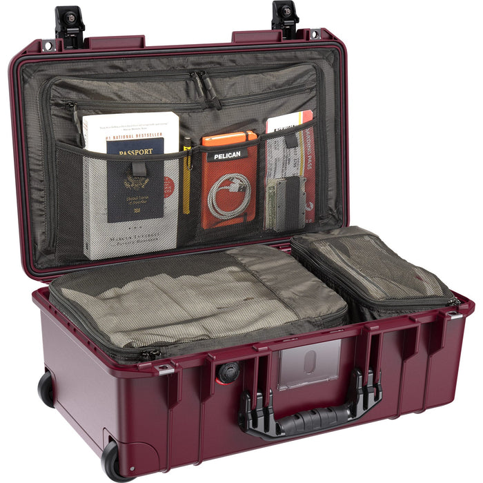 1535TRVL-Oxblood - Pelican Cases - 1535TRVL Air Case - Internal dimensions: 518 x 284 x 183 mm.