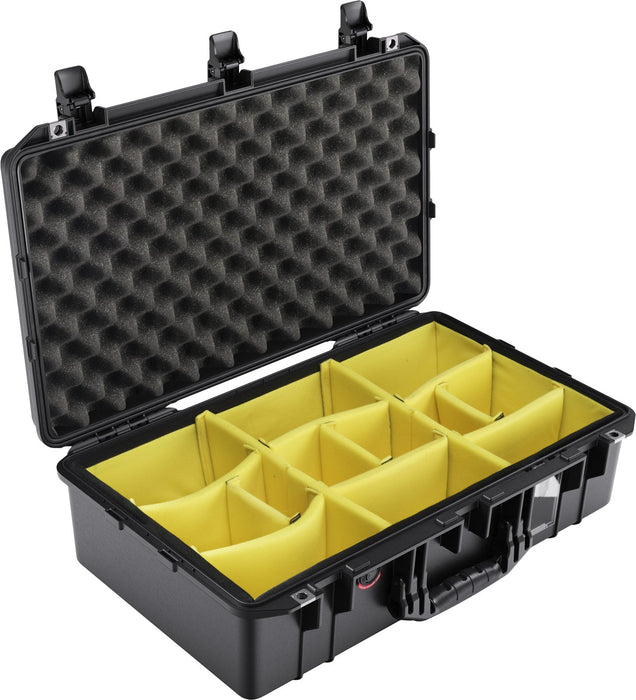 1555AIR-B-PD - Pelican Cases - 1555 Air Case - Internal dimensions: 584 x 324 x 191 mm.