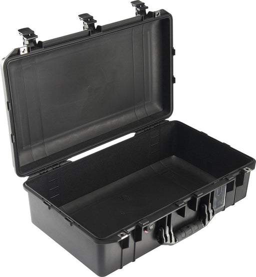 1555AIR-B-NF - Pelican Cases - 1555 Air Case - Internal dimensions: 584 x 324 x 191 mm.