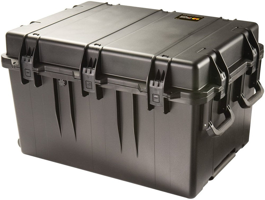 IM3075-B-NF - Pelican Cases - iM3075 Storm Case - Internal Dimensions: 757 x 528 x 452 mm.
